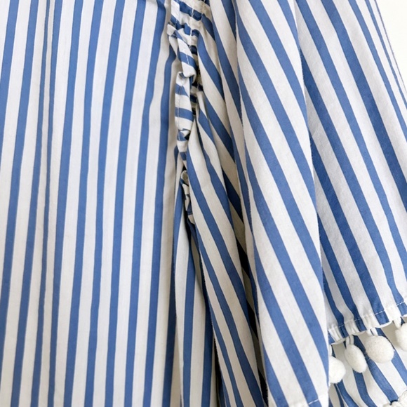 Ella Moss Maggie Mae Blue Striped Blouse with pom pom size small - Picture 4 of 4